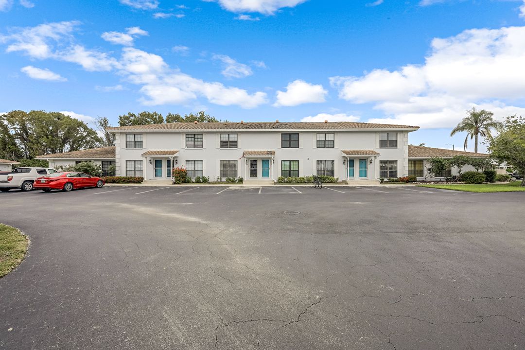 102 Marco Villas Dr #S-7, Marco Island, FL 34145