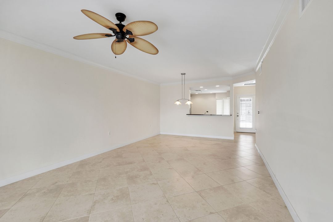 3029 Driftwood Way #3305, Naples, FL 34109