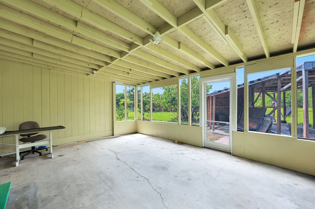 10464 Betsy Pkwy, Saint James City, FL 33956