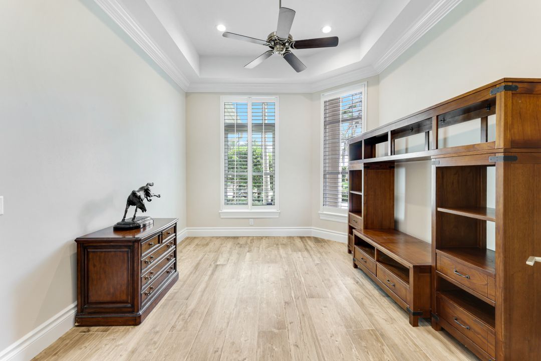 384 Mooring Line Dr, Naples, FL 34102