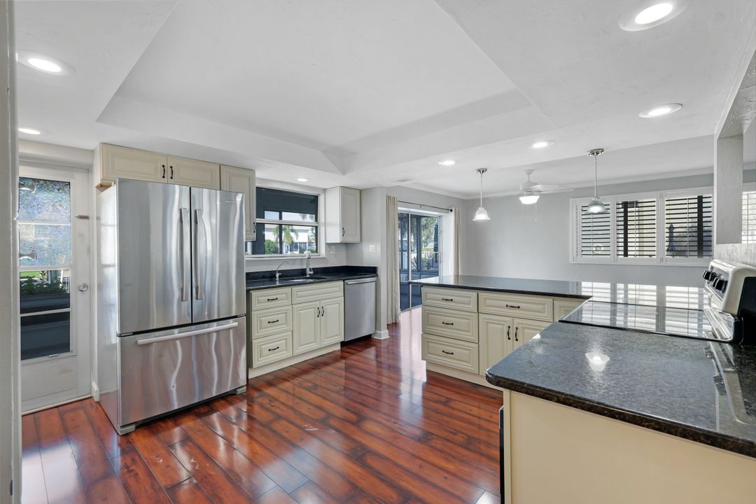 1665 Edith Esplanade #104, Cape Coral, FL 33904