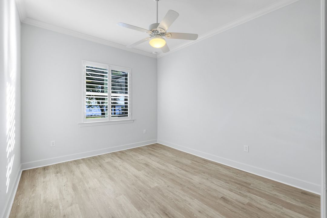 9305 Quarry Dr, Naples, FL 34120