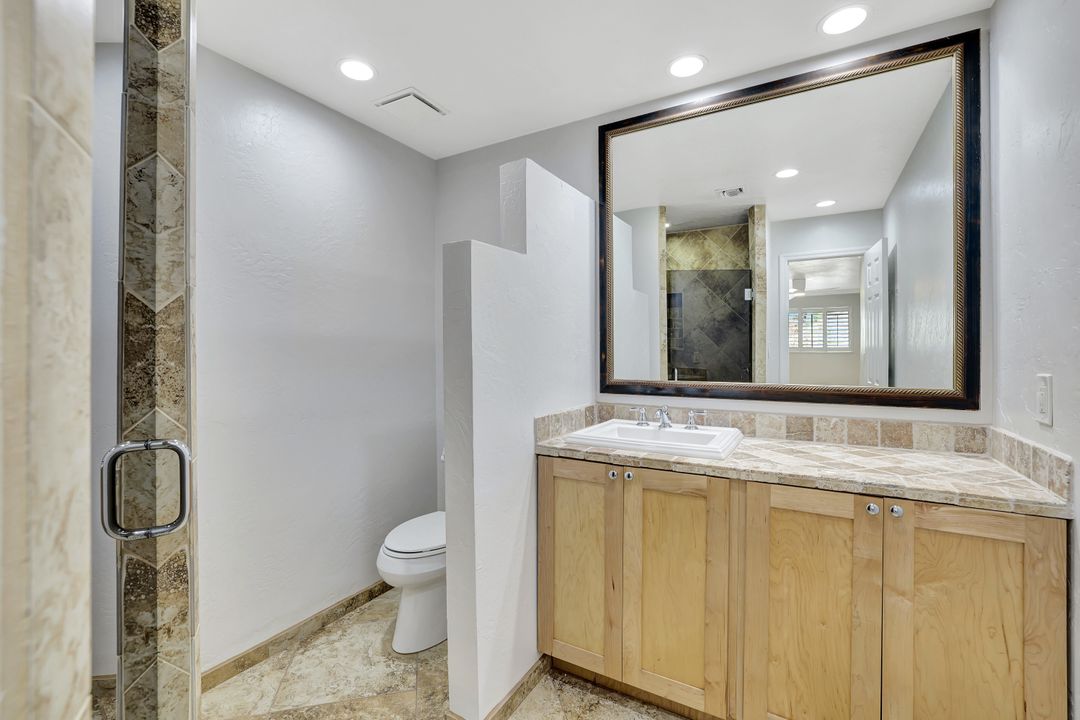 206 Woodshire Ln, Naples, FL 34105