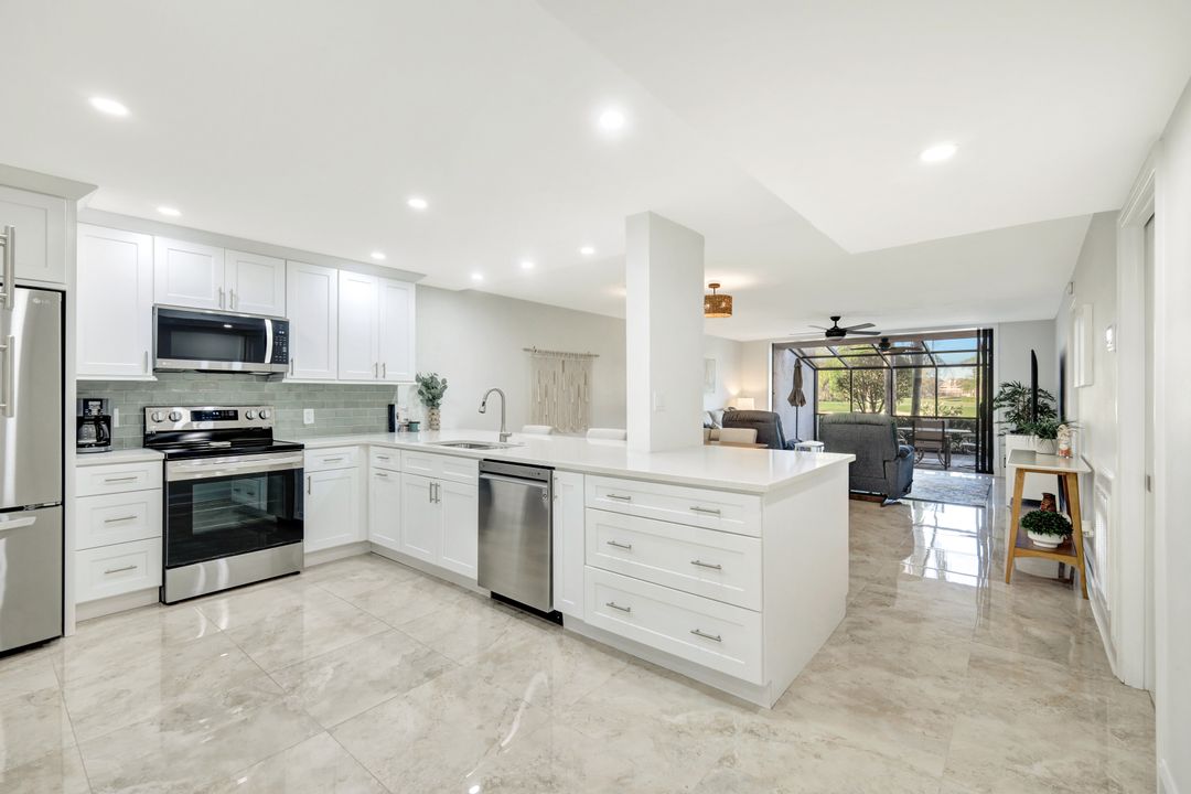 16454 Timberlakes Dr #102, Fort Myers, FL 33908