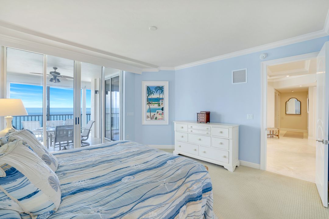 9577 Gulf Shore Dr #801, Naples, FL 34108