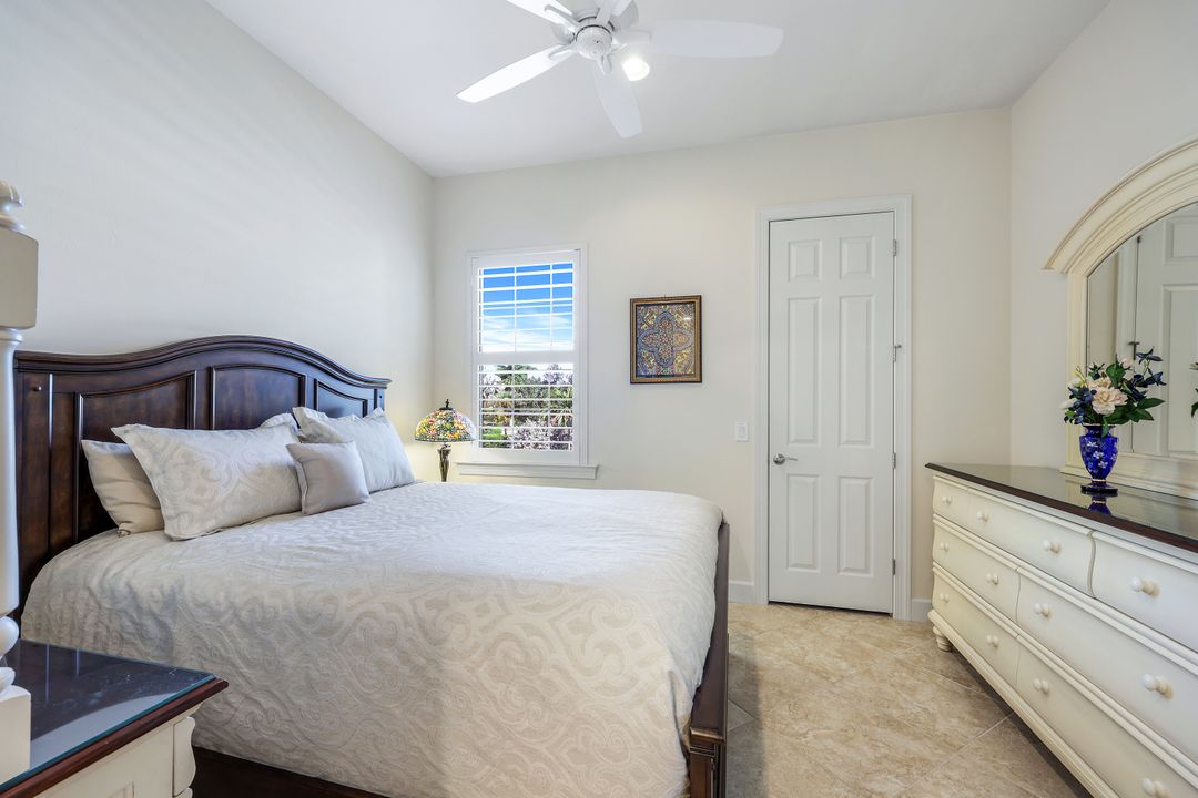 12066 Covent Garden Ct #1403, Naples, FL 34120