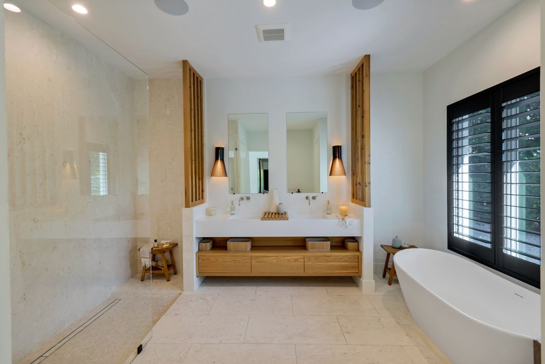 14 Sabre Ln, Naples, FL 34102