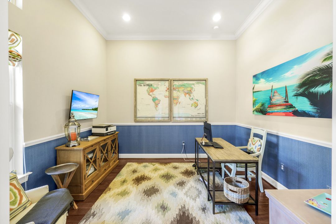 9327 Marble Stone Dr, Naples, FL 34120