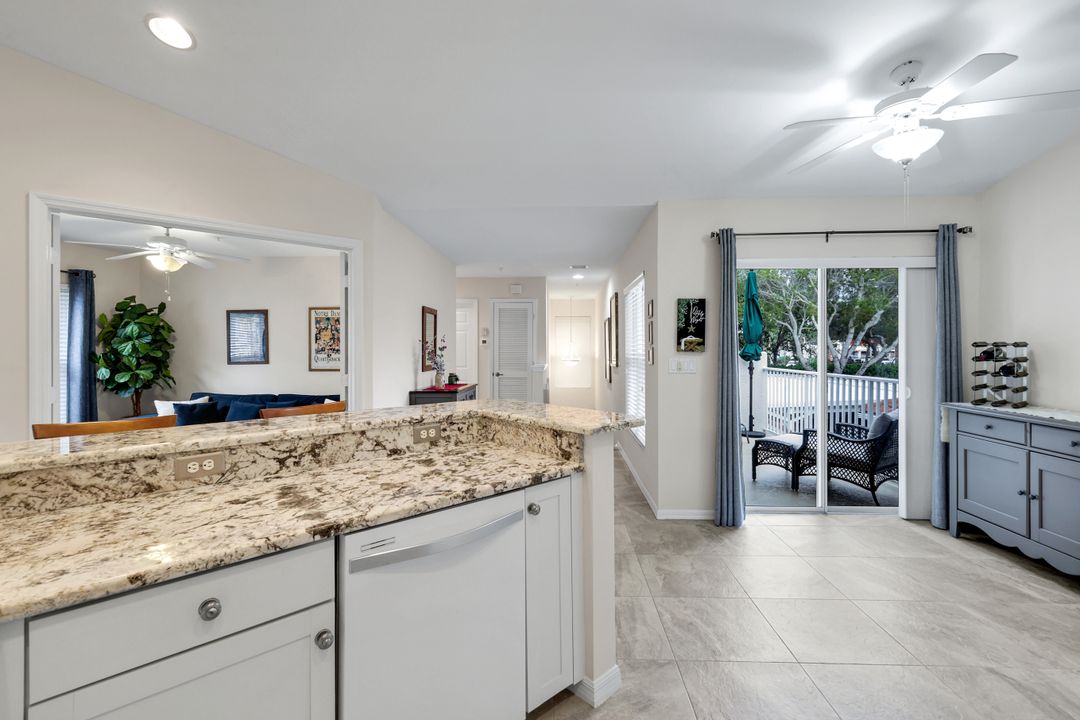 5070 Cedar Springs Dr #204, Naples, FL 34110