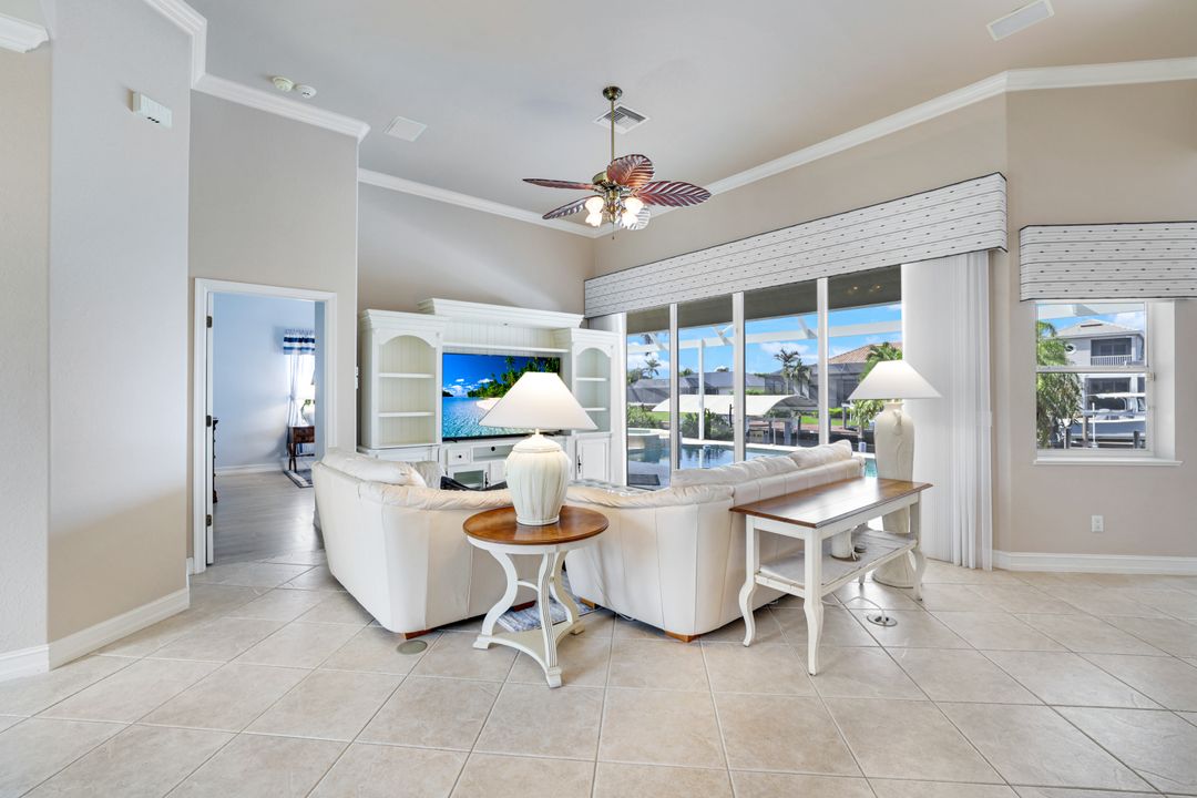 1557 Kingston Ct, Marco Island, FL 34145