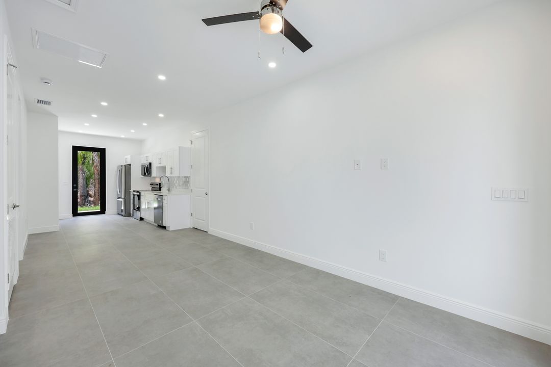 4393 32nd Ave SE, Naples, FL 34117