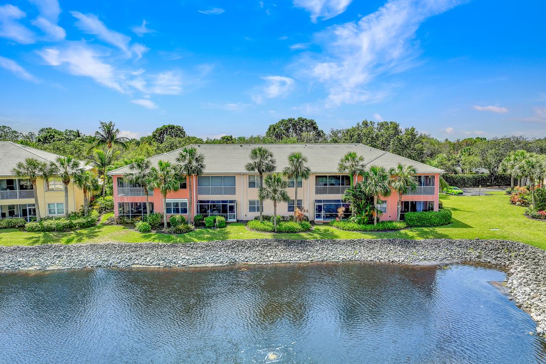 1278 Sweetwater Ln  #201, Naples, FL 34110