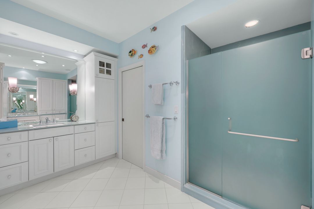 3762 Haldeman Creek Dr, Naples, FL 34112