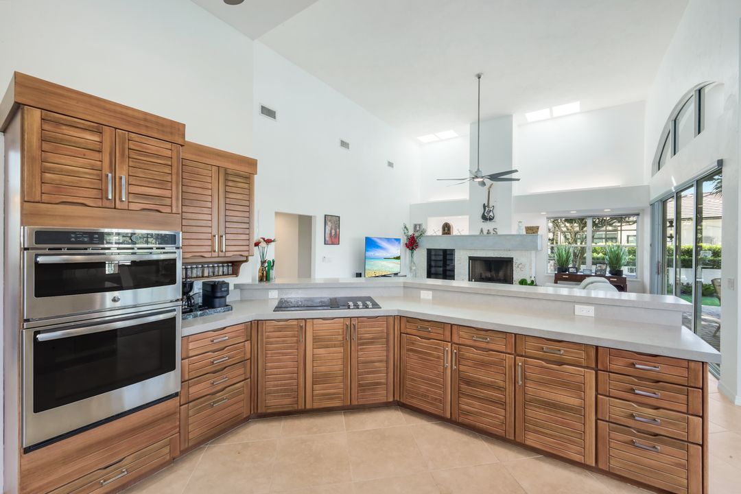 4401 Pond Apple Dr S, Naples, FL 34119