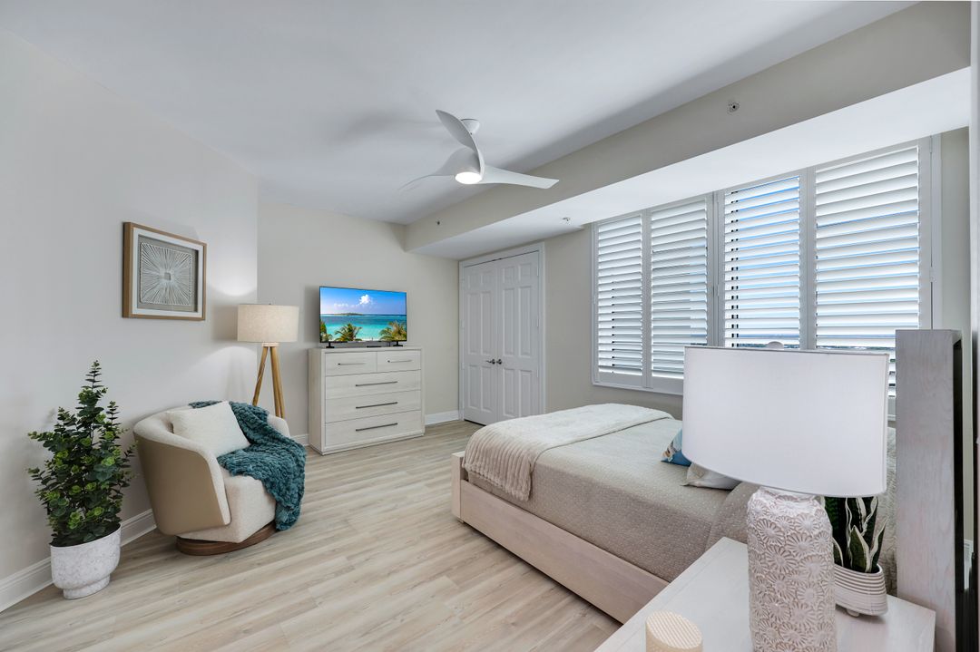 275 Indies Way #1703, Naples, FL 34110