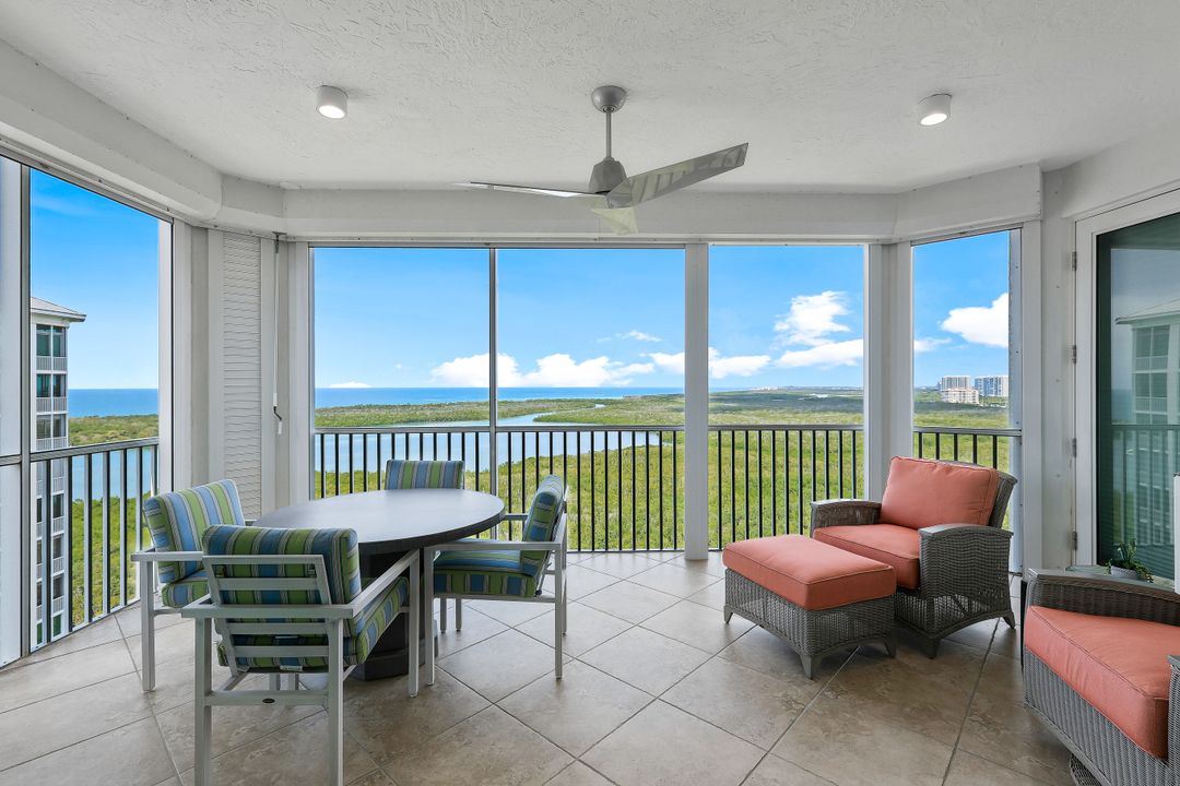 275 Indies Way #1701, Naples, FL 34110