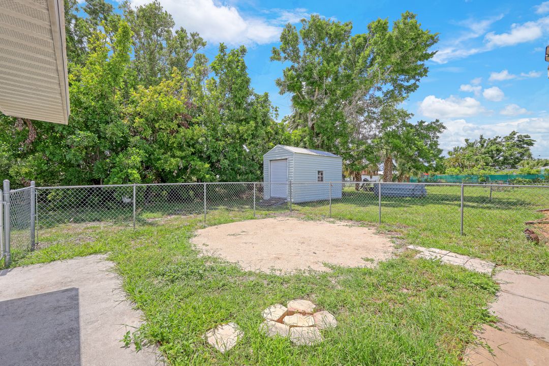 4530 Vincennes Blvd, Cape Coral, FL 33904