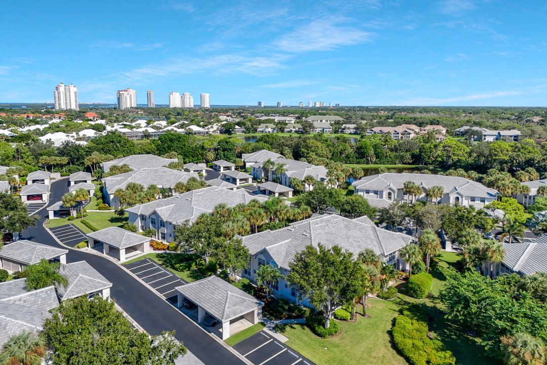 4121 Lake Forest Dr #711, Bonita Springs, FL 34134