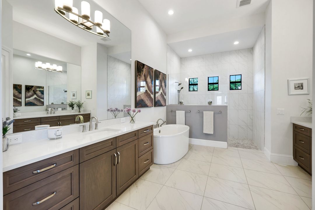 20266 Tiger Ct, Estero, FL 33928