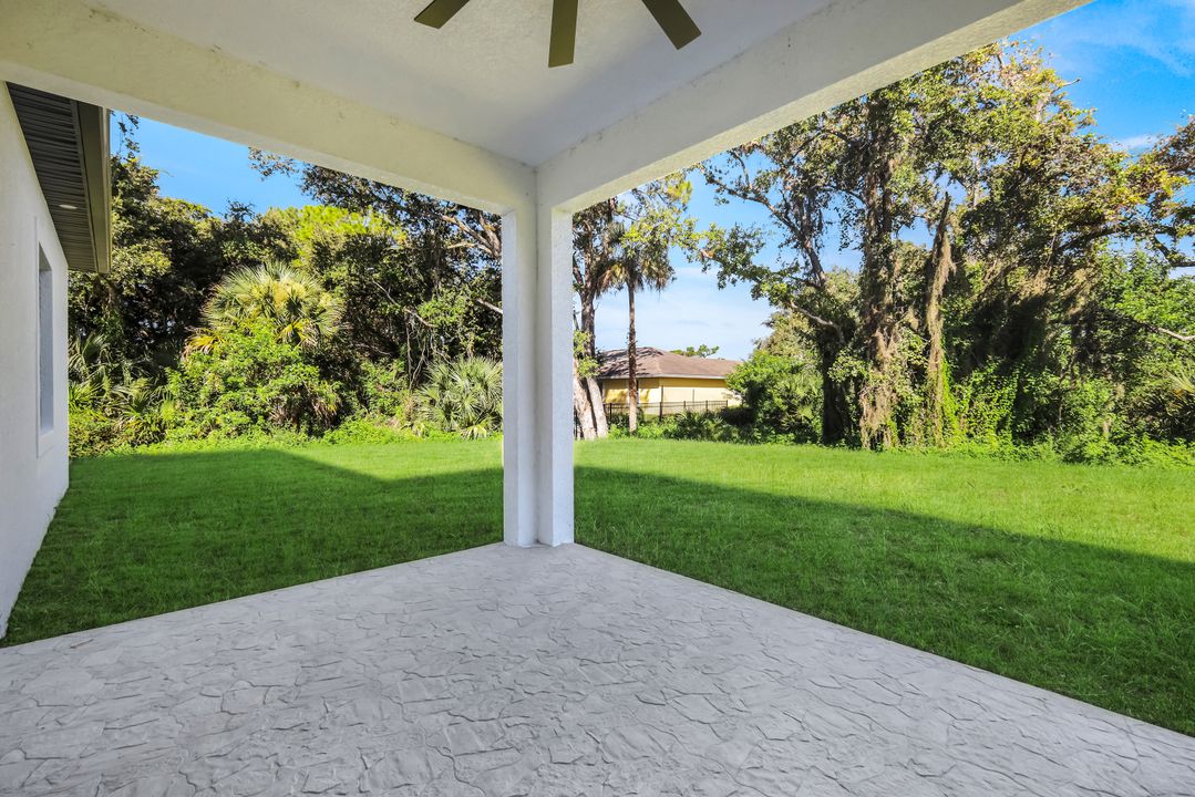 6044 Acorn Cir, LaBelle, FL 33935