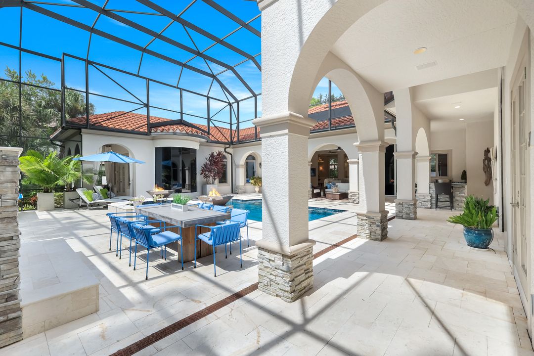 12338 Collier's Reserve Dr, Naples, FL 34110