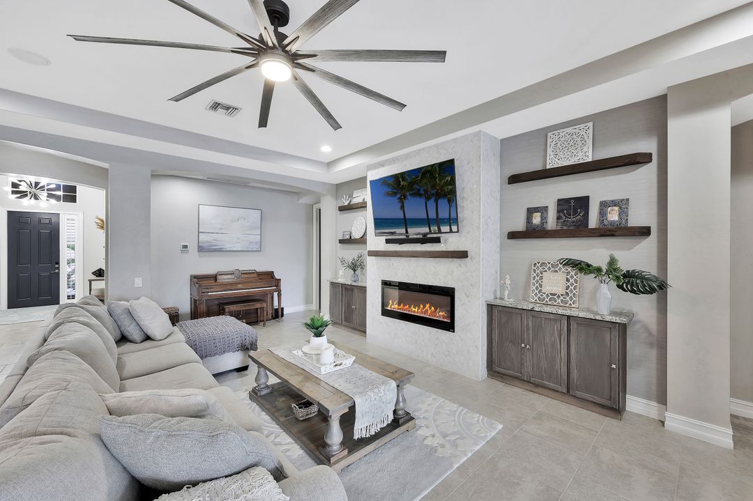 3040 Scarlet Oak Pl, North Fort Myers, FL 33903