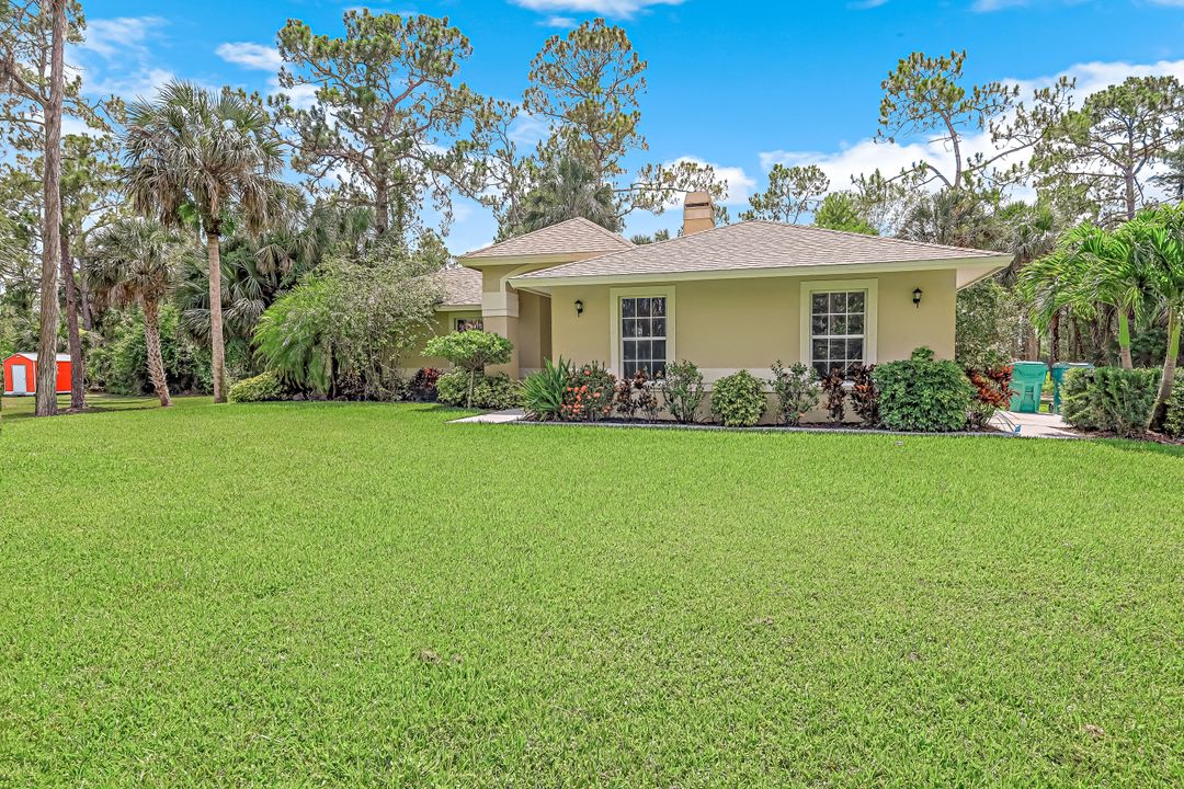 111 2nd St SE, Naples, FL 34117