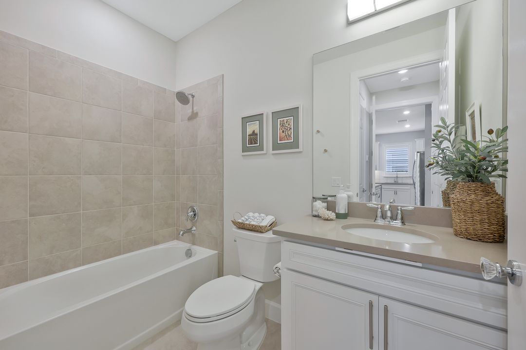 10787 Manatee Key Ln, Estero, FL 33928