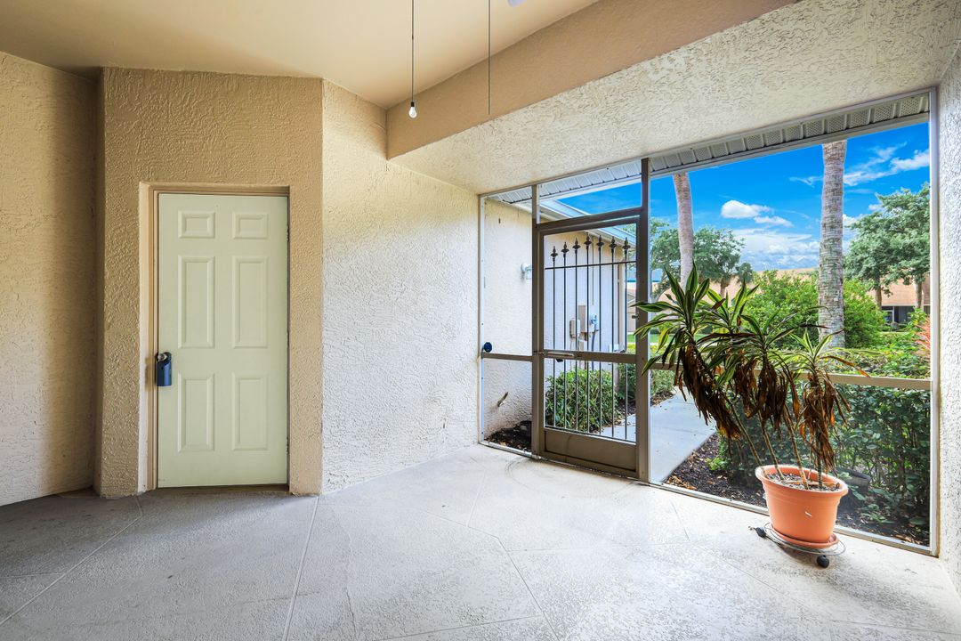 1787 Morning Sun Ln, Naples, FL 34119