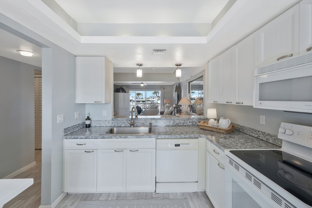 18068 San Carlos Blvd #515, Fort Myers Beach, FL 33931