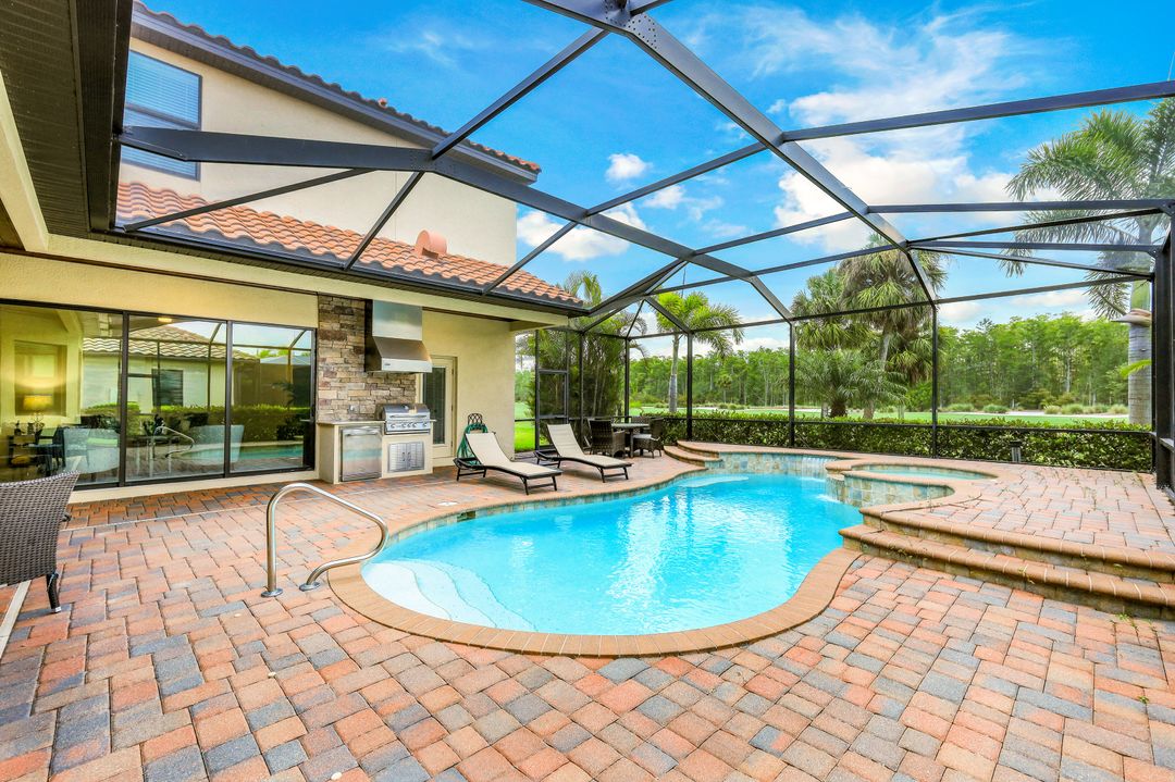 28761 Cavan Ct, Bonita Springs, FL 34135