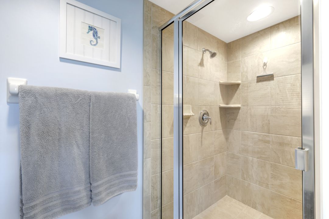 7119 Lakeridge View Court #302, Fort Myers, FL 33907