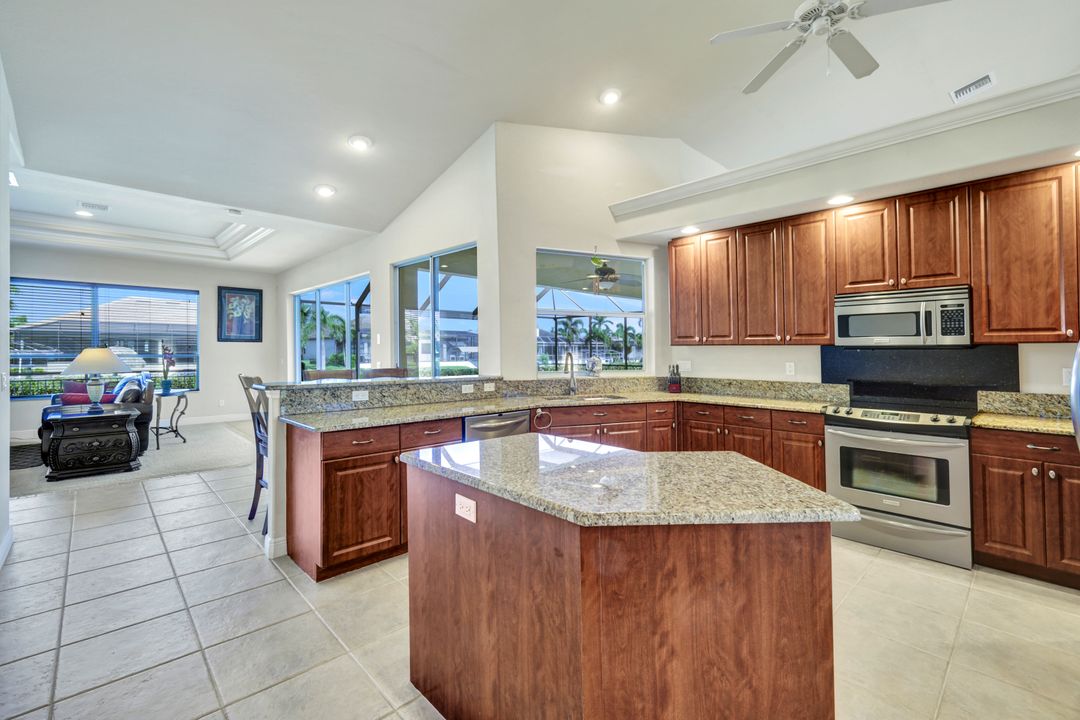 4130 SW 27th Ave, Cape Coral, FL 33914