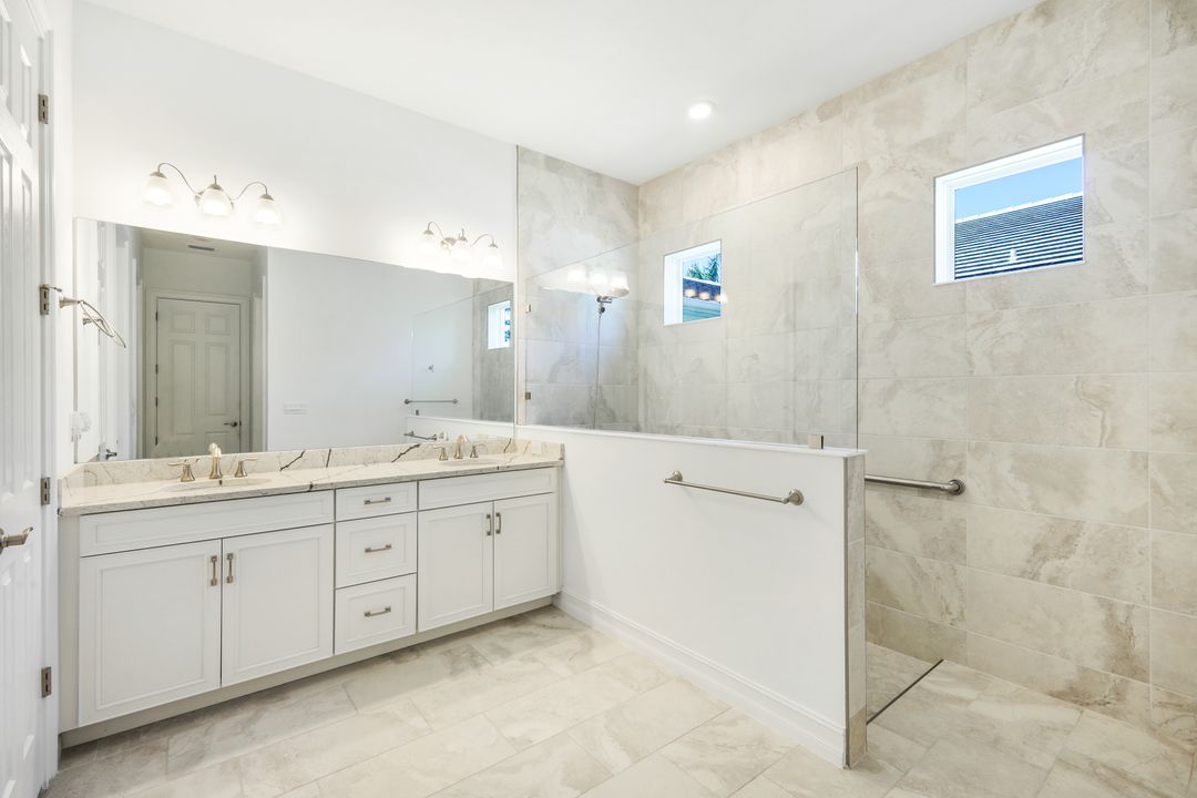 28105 Captiva Shell Lp, Bonita Springs, FL 34135