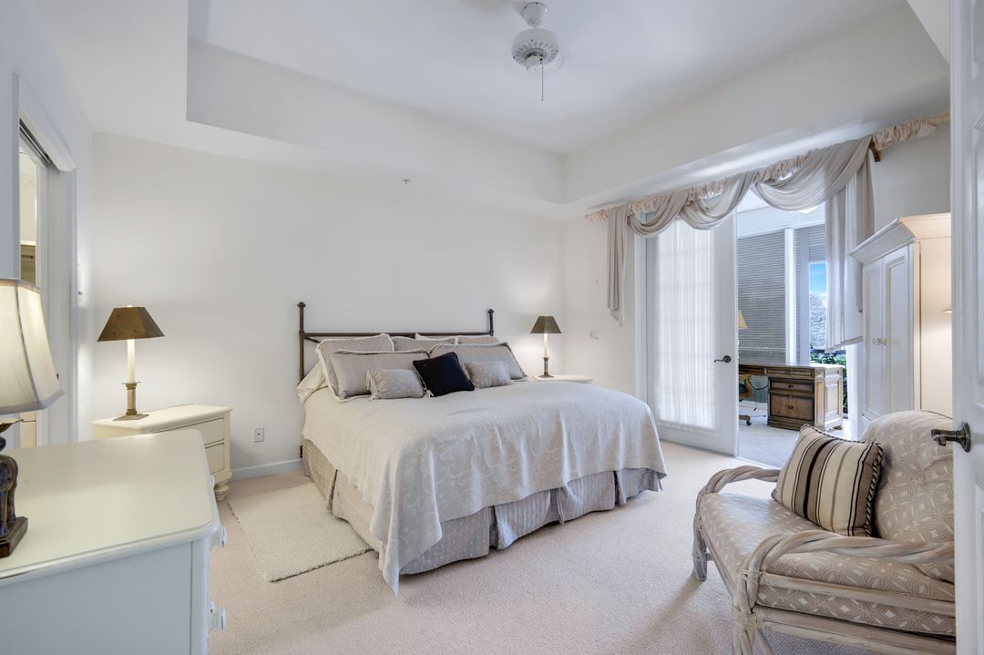 2036 Cascades Dr #7, Naples, FL 34112