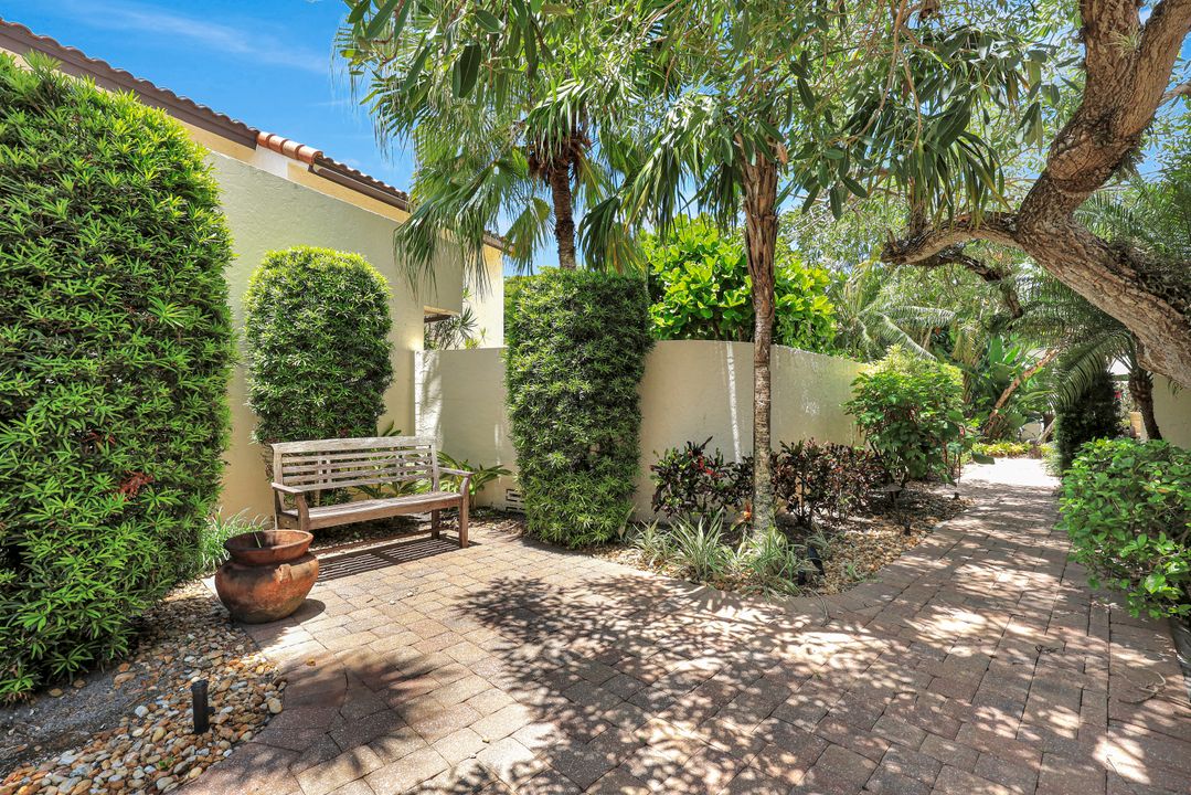 6 Las Brisas Way, Naples, FL 34108