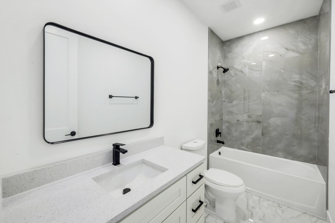 14395 Aurella Cir, Port Charlotte, FL 33981