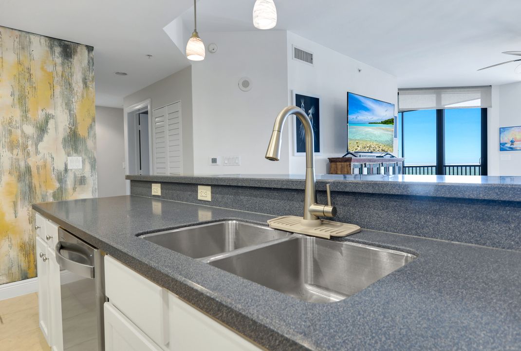 5781 Cape Harbour Dr  #1108, Cape Coral, FL 33914