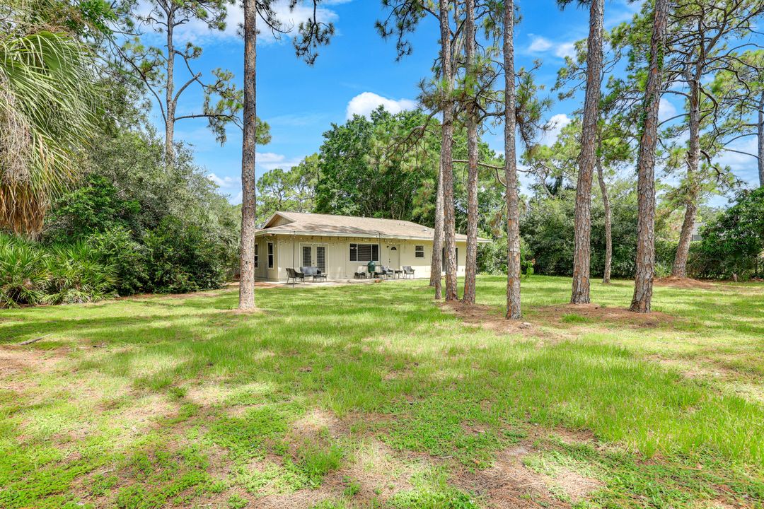 131 Cajeput Dr, Naples, FL 34108