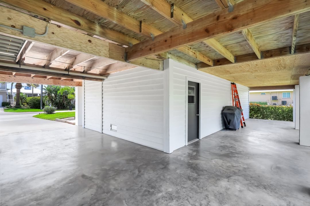 27136 Belle Rio Dr, Bonita Springs, FL 34135