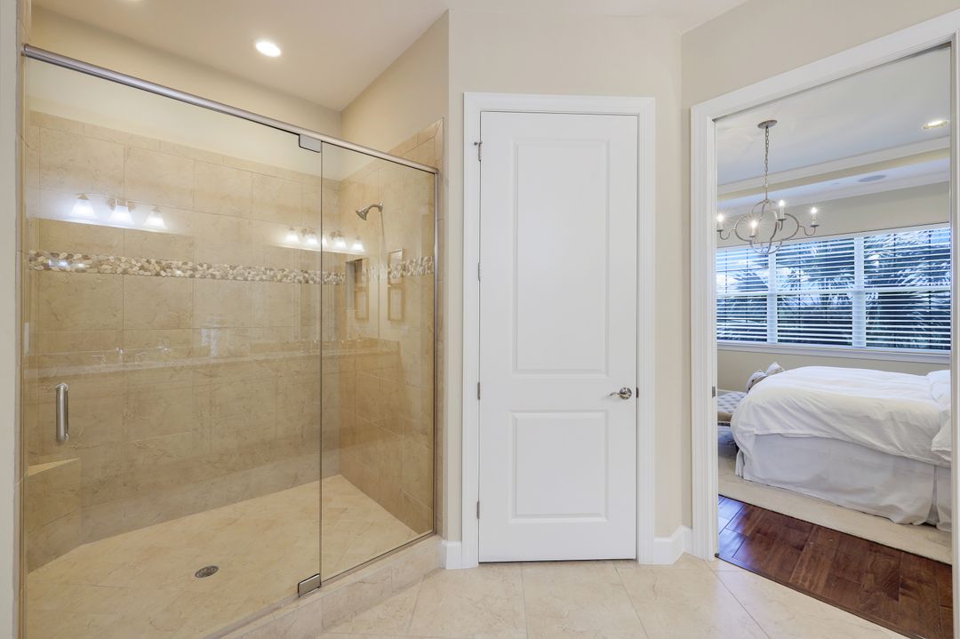 8756 Bellano Ct #202, Naples, FL 34119