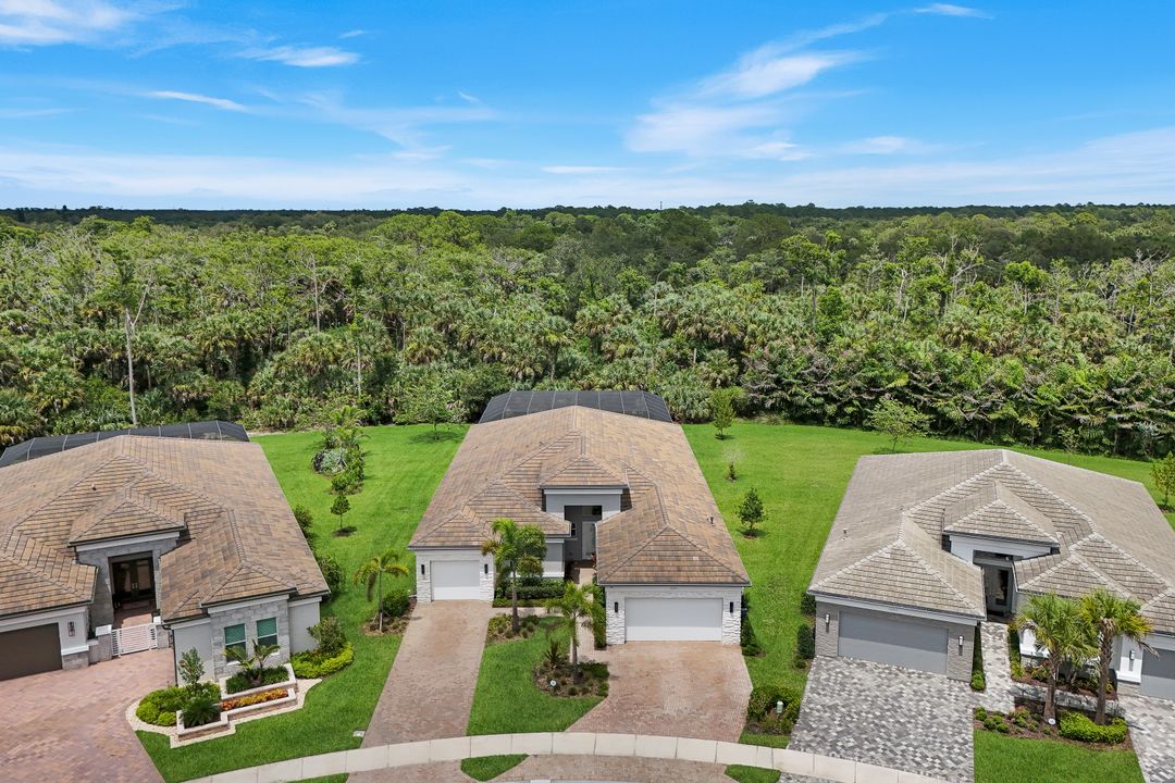12063 Azalea Wy, Naples, FL 34120