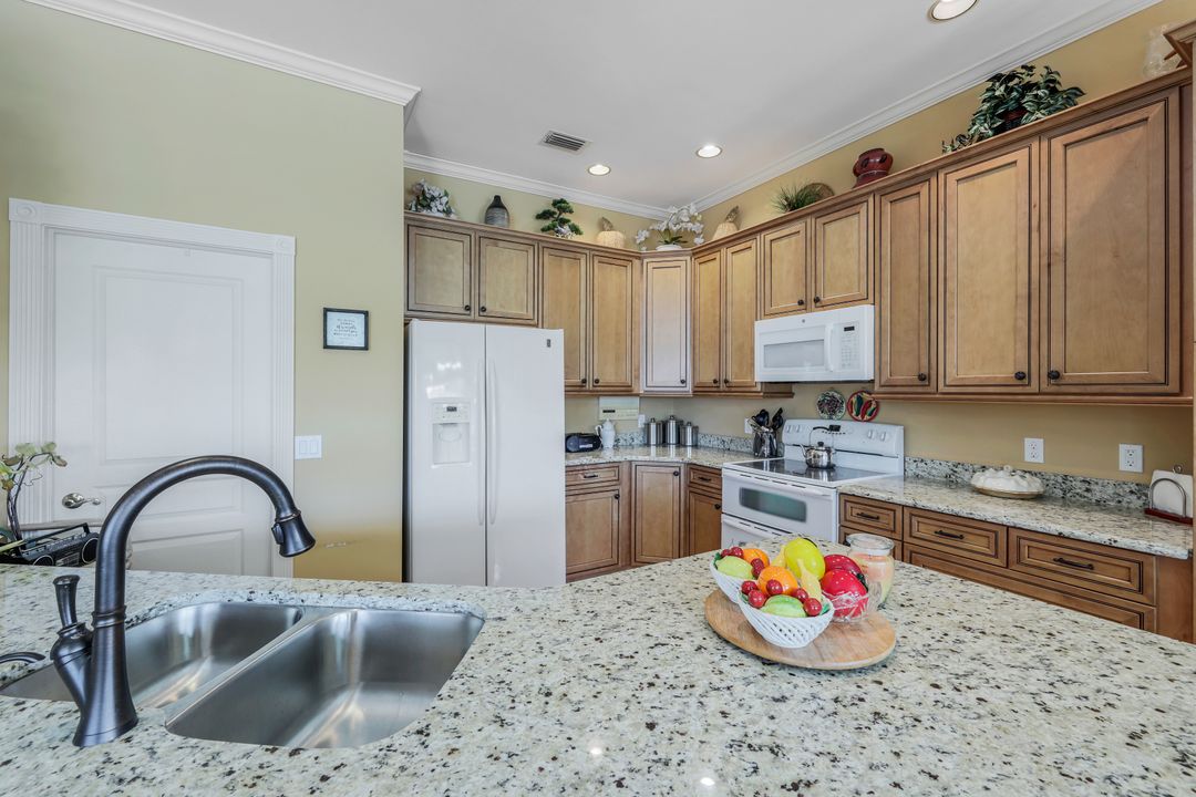 1181 Whiteheart Ct, Marco Island, FL 34145