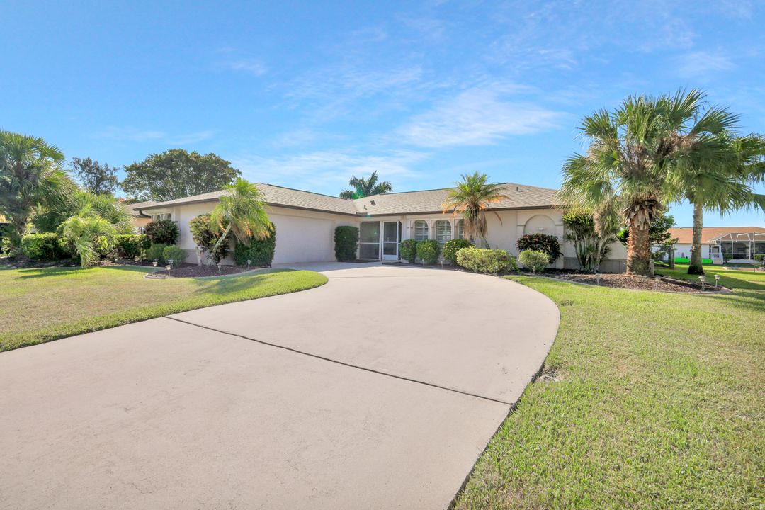 206 SE 37th Terrace, Cape Coral, FL 33904