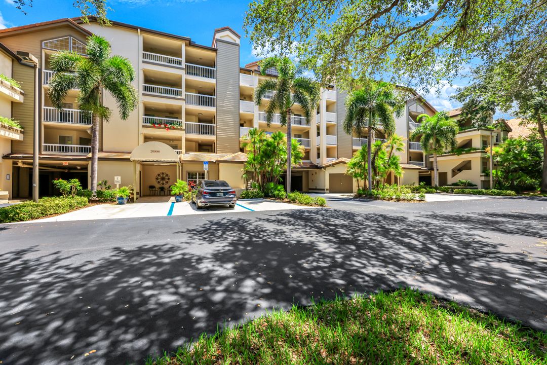 26880 Wedgewood Dr #305, Bonita Springs, FL 34134