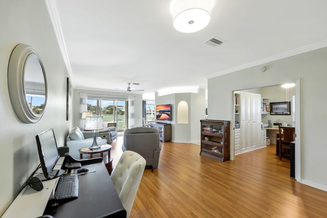 5877 3 Iron Dr #702, Naples, FL 34110