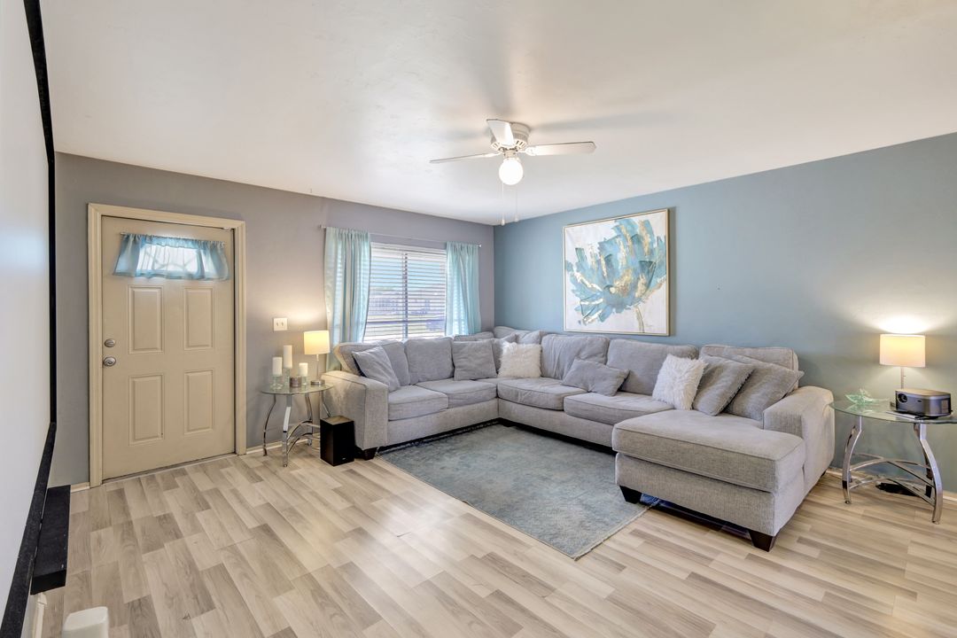 7481 Pebble Beach Rd, Fort Myers, FL 33967