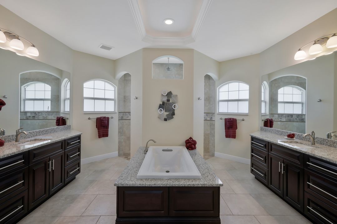 3632 SW 1st Pl, Cape Coral, FL 33914