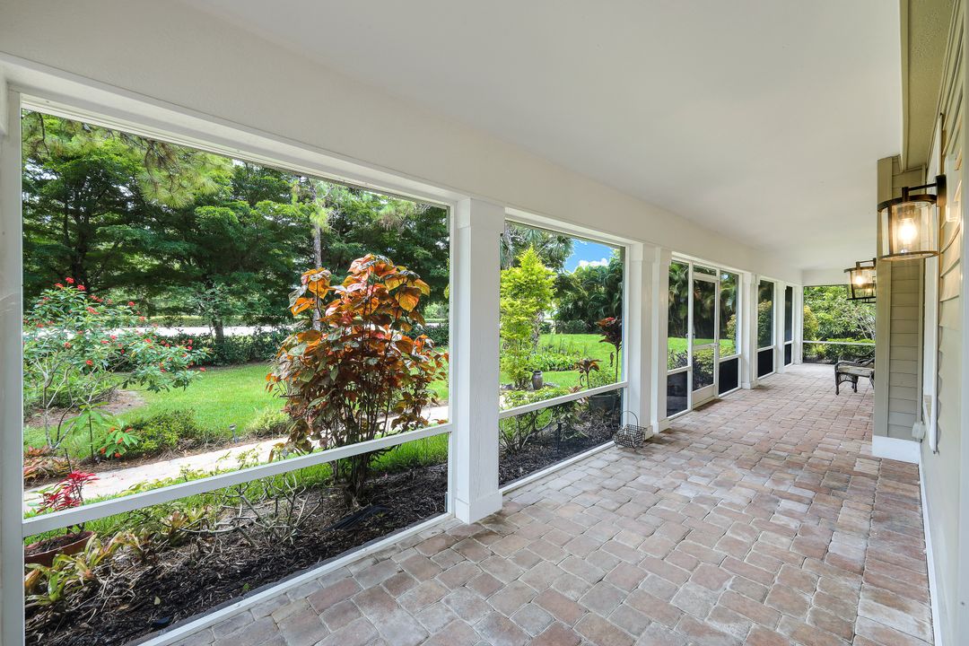 2661 Golden Gate Blvd W, Naples, FL 34120