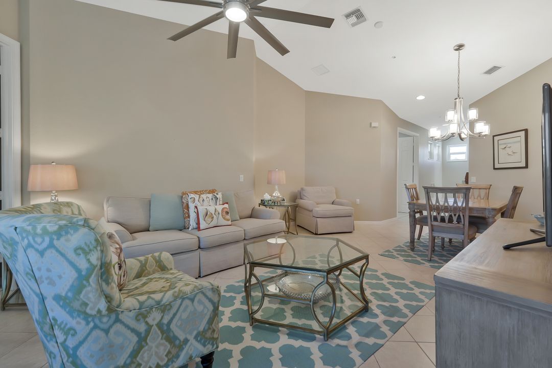 4665 Hawks Nest Way #203, Naples, FL 34114